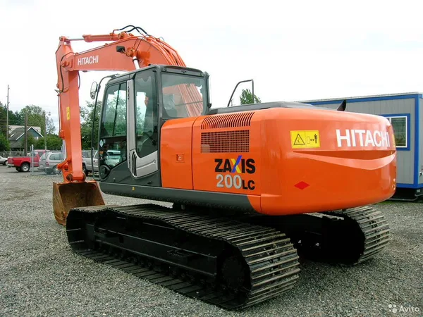 Услуги гусеничного экскаватора hitachi ZX200LC-3