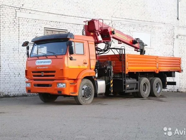 Бортовой грузовик с КМУ КамАЗ 65115