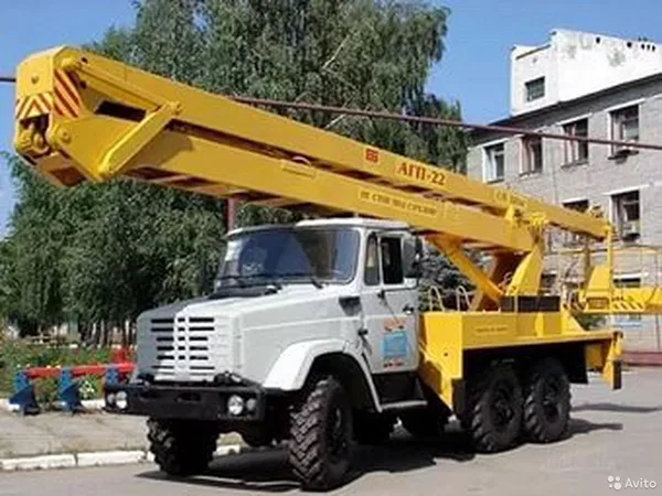 Автовышки с вылетом до 33м. и Вездеход