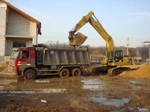 Услуги аренда гусеничного экскаватора Komatsu 240
