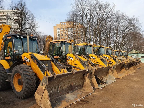Аренда экскаватора погрузчика JCB