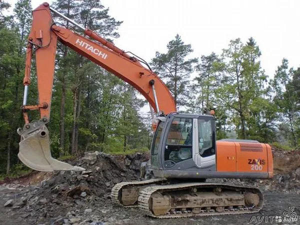 Аренда экскаватора Hitachi ZX200