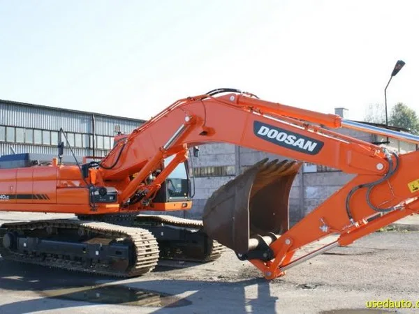 Гусеничный экскаватор Doosan DX 340LCA