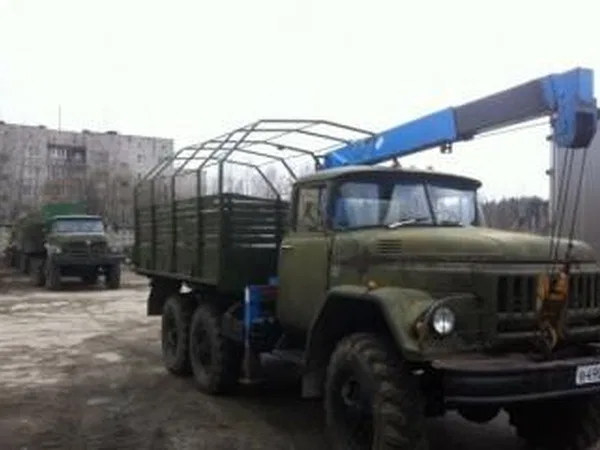 Бортовой грузовик с КМУ ЗИЛ 131