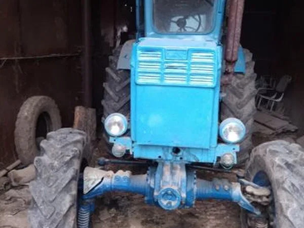 Трактор ЛТЗ Т-40