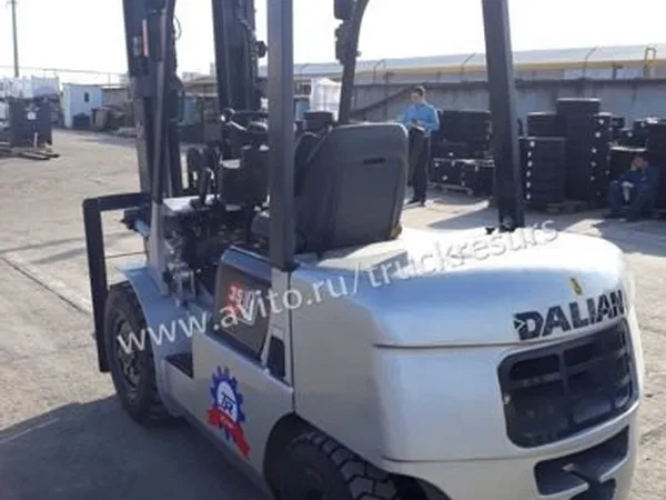 Вилочный погрузчик Dalian CPCD30СВ
