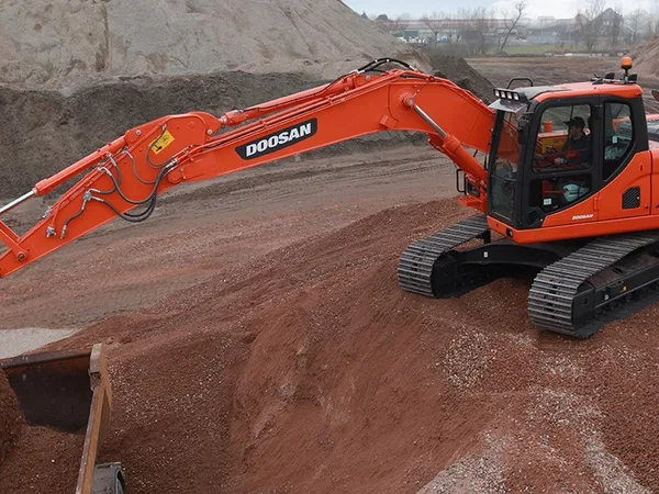 Гусеничный экскаватор Манипулятор Автокран Bobcat