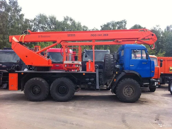 Услуги аренды автовышки вездеход (6х6)