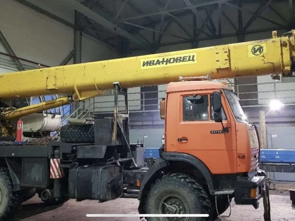 Автокран.кран