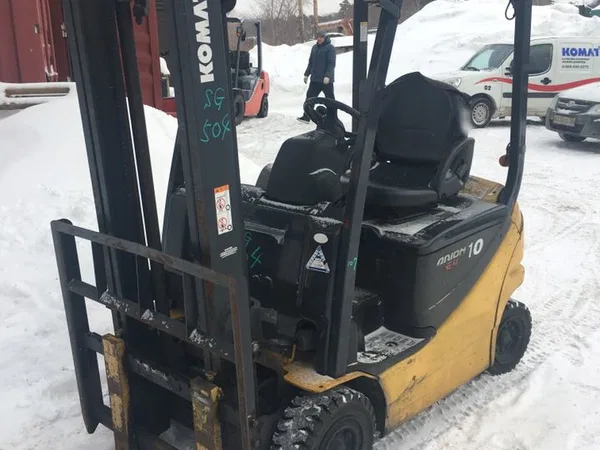 Аренда электропогрузчика Komatsu FB15-12