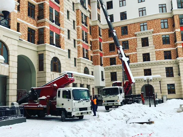 Услуга Аренда автовышки 15-54 метров