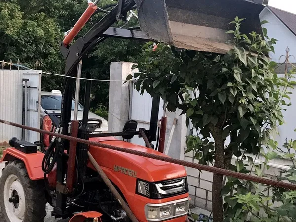 Услуги минипогрузчика