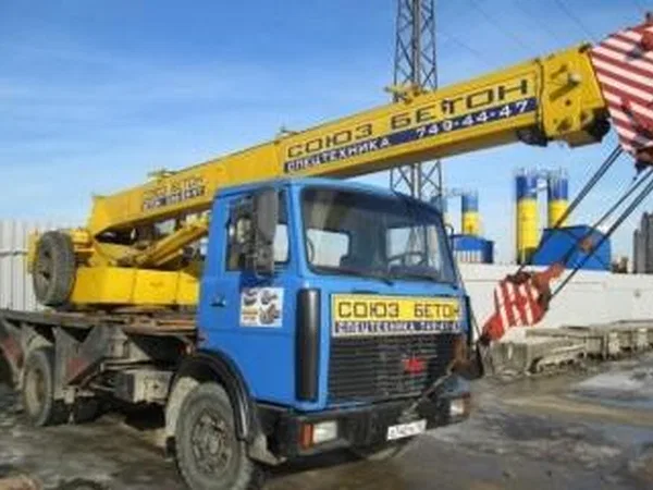Автокран Ивановец КС-3577-3 на шасси МАЗ 5337