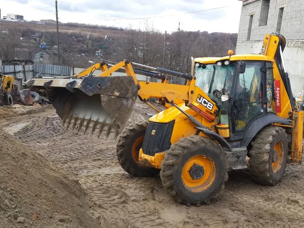 Аренда экскаватора погрузчика JCB 4cx