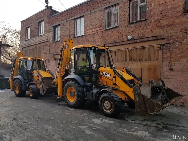 Услуги экскаватора-погрузчика JCB