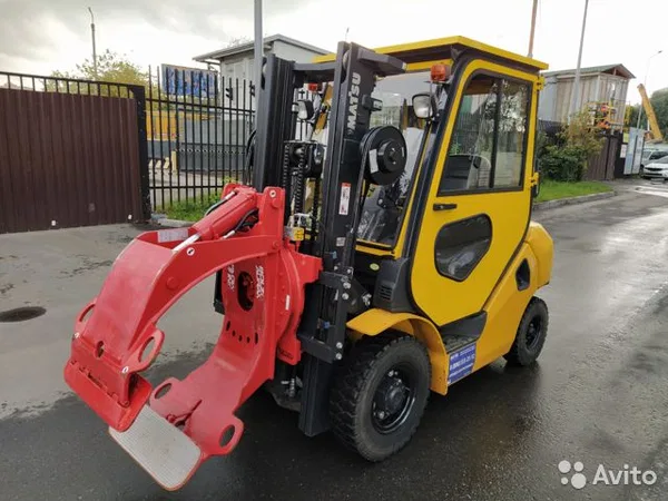 Вилочный погрузчик Komatsu FD25T-17