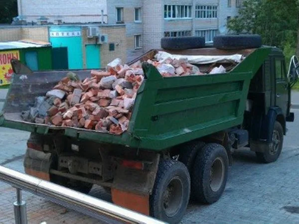 Вывоз мусора. ЗИЛ, камаз, Газик, трактор