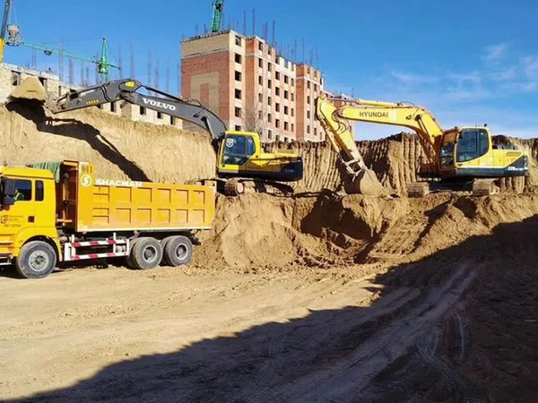 Аренда гусеничного экскаватора спб