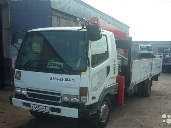 Бортовой грузовик с КМУ Mitsubishi Fuso Canter с КМУ Unic 360