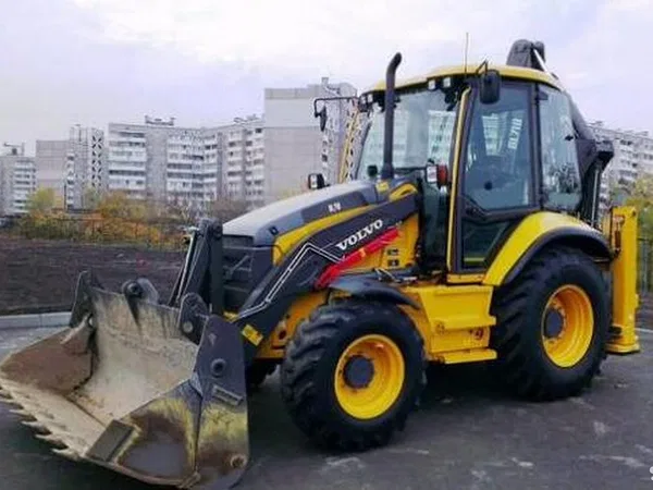 Экскаватор погрузчик, трактор, самосвал, камаз