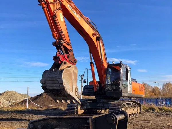 Аренда экскаватора Hitachi ZX330 3G.Гидромолот F35