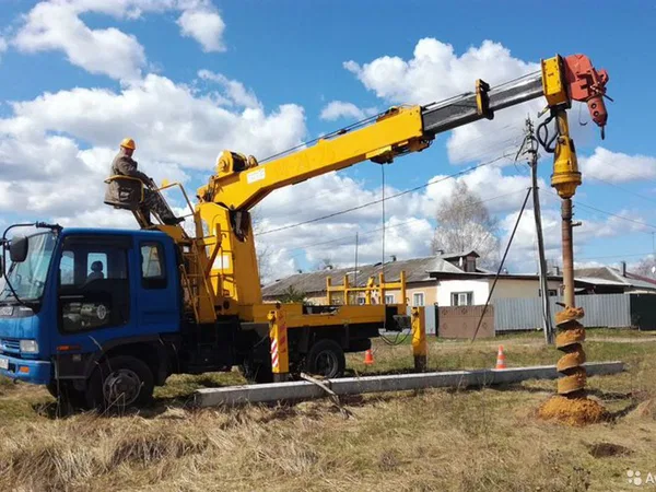Ямобур Бурение Свай Установка лэп опор