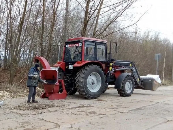 Аренда Дробилки веток(измельчитель веток)