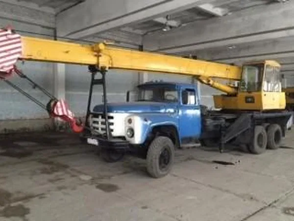 Автокран ЗИЛ ГЯ133