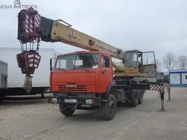 Автокран Галичанин КС-55713-1 на шасси КамАЗ 55111