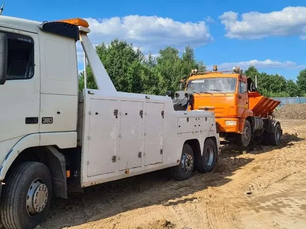 Грузовой эвакуатор