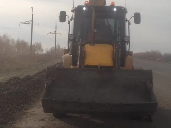 Услуги экскаватора-погрузчика JCB