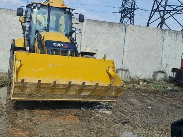 Экскаватор погрузчик