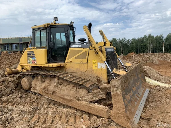 Аренда бульдозера /Komatsu /21т / с рыхлитилем