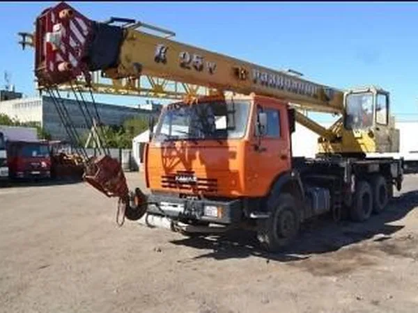Автокран Ивановец на шасси МАЗ 5337