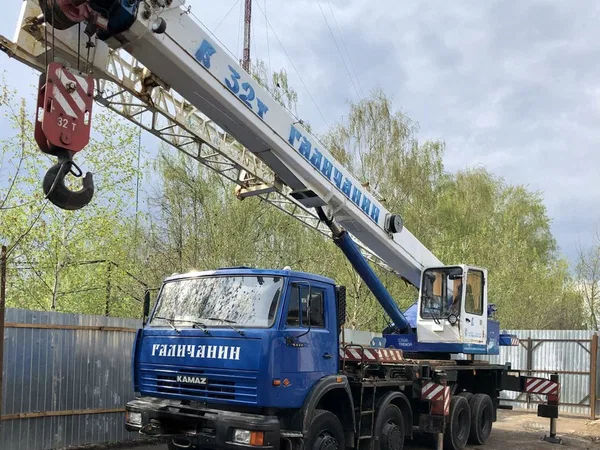 Услуги Автокрана 32 тонн с гуськом; аренда крана