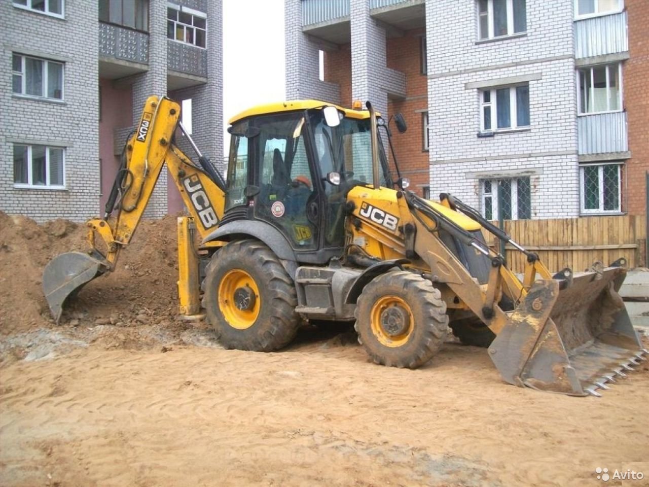 Аренда экскаватора погрузчика JCB 3Х, Terex