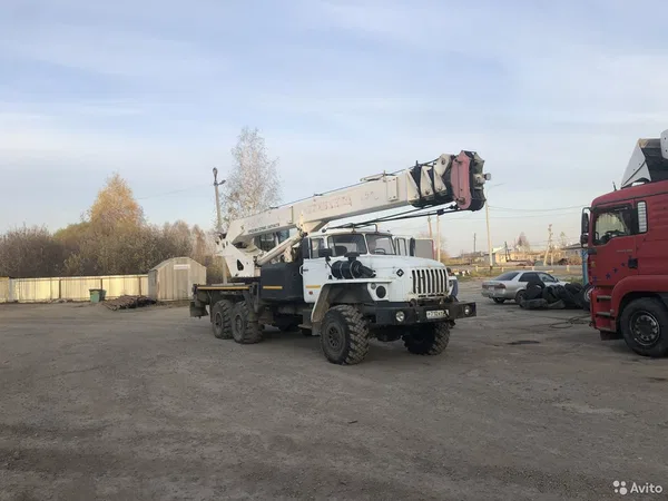 Услуги Автокрана 25 тонн 28 метров
