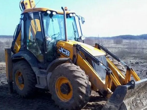 Аренда экскаватора погрузчика JCB 3CX