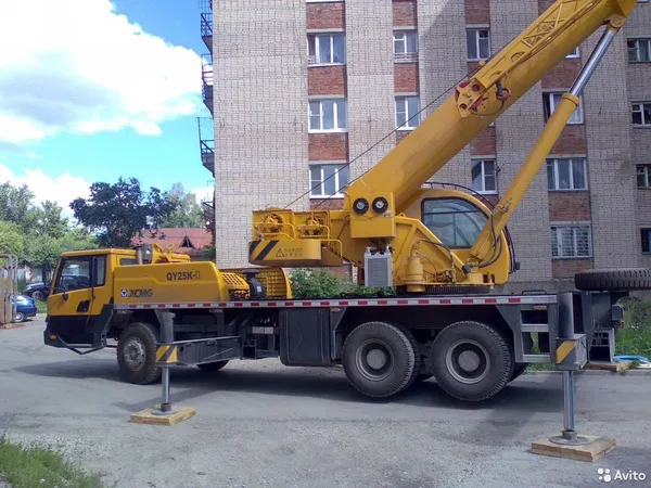 Аренда автокрана xcmg QY 25 тонн длинная стрела