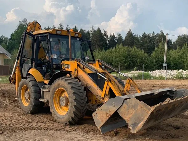 Экскаватор погрузчик JCB 3CX