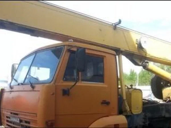 Автокран Ивановец КС-35714К-3 на шасси КамАЗ 53605