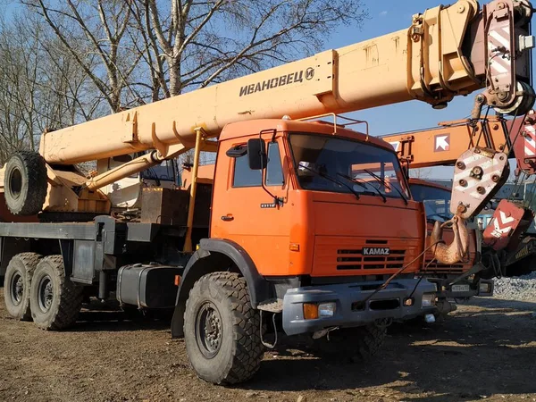 Аренда, услуги автокрана - 25 тонн, 32 тонны