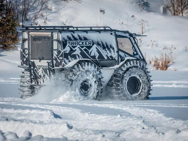 Колесный вездеход                                                         TRACKER                                                     TR-1600