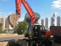 Колесный экскаватор Hitachi 160