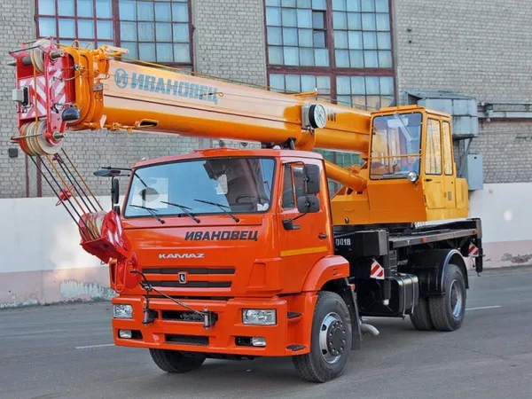 Автокран Камаз  ИВАНОВЕЦ КС-35714K-3