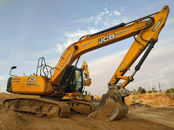 Гусеничный экскаватор JCB JS 260LC