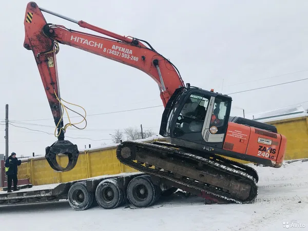 Аренда Гусеничных экскаваторов Hitachi ZX200-ZX330