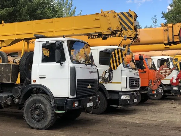 Автокран 25 тонн спецтехника (стрела от 20-39 метр
