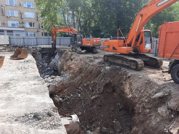 Аренда гусеничного экскаватора