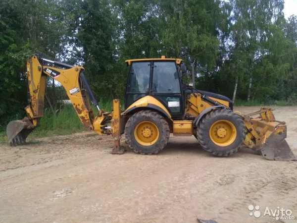 Сдается в аренду экскаватор погрузчик CAT 444E